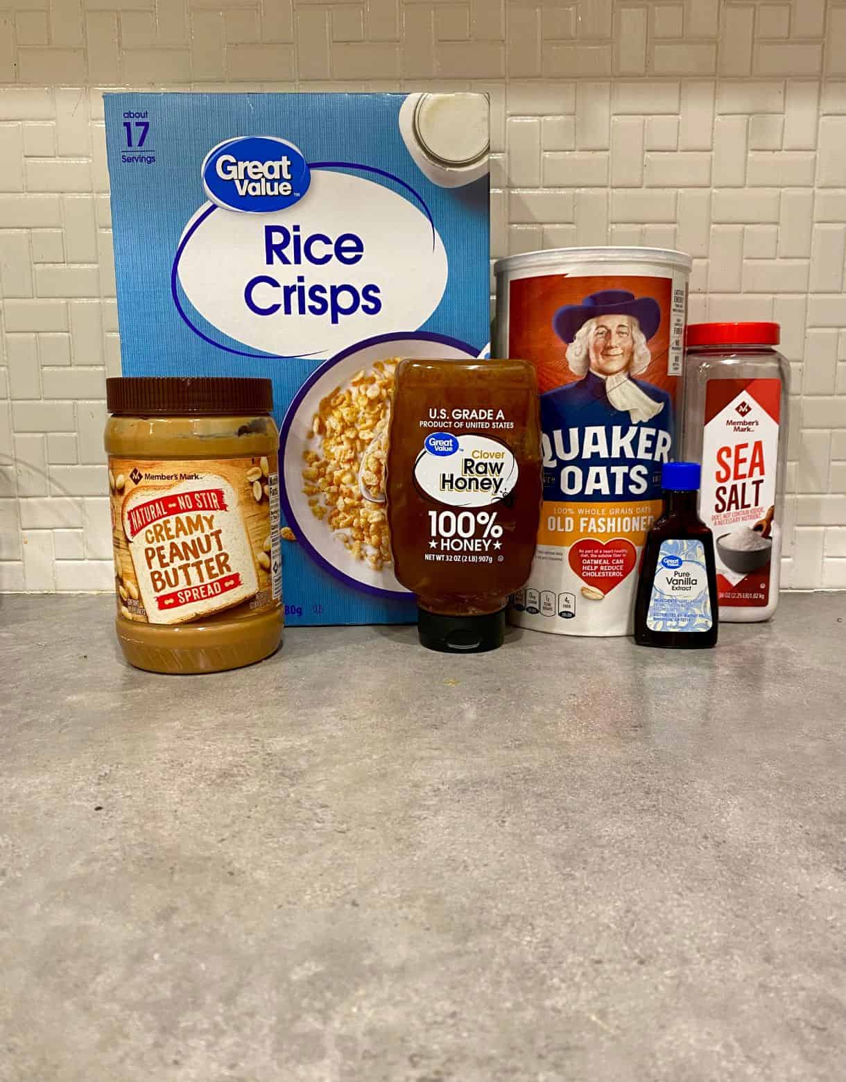 Rice cereal, peanut butter, honey, oats, vanilla and salt.