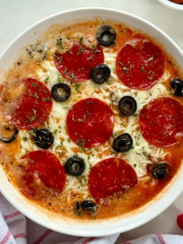 A cooked Cottage Cheese Pizza Bowl.