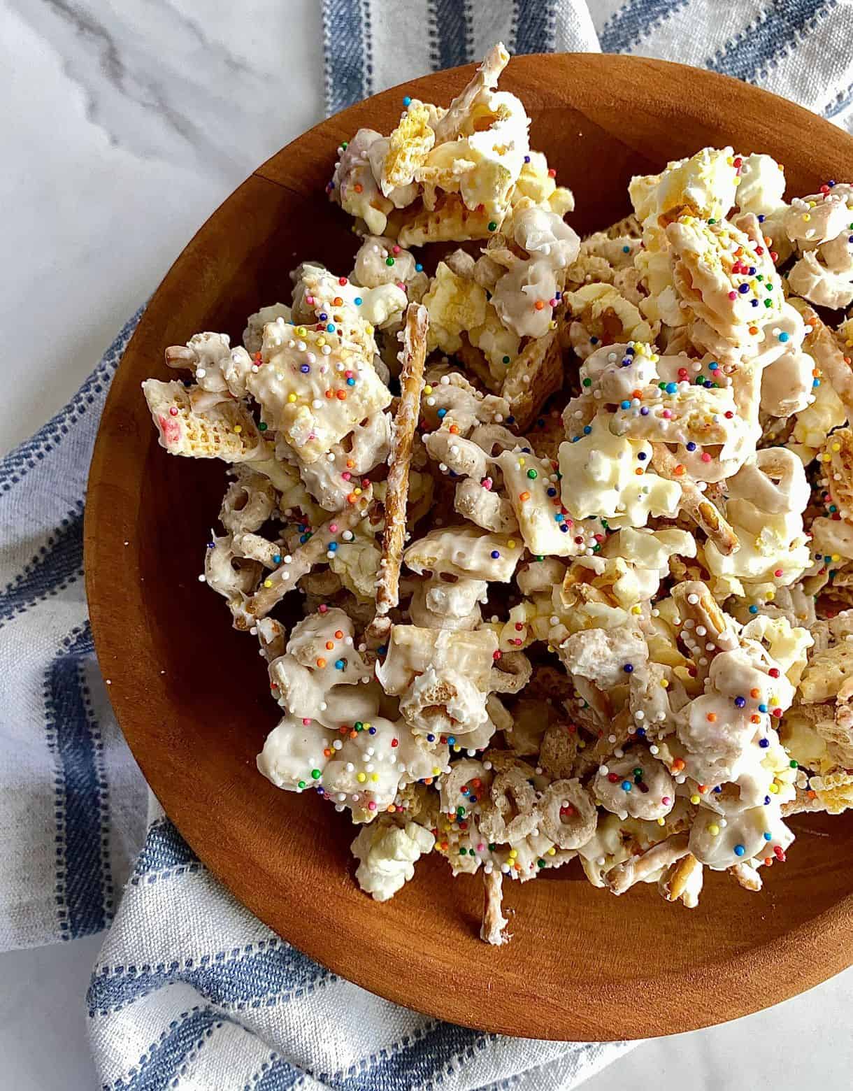 A bowl of Bunny Bait recipe.